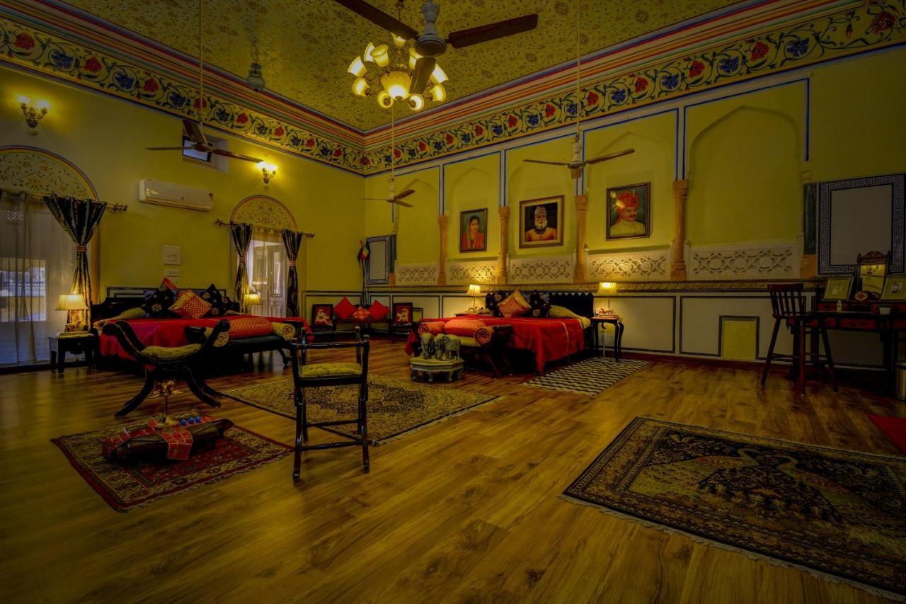 The Umaid Vilas Royal Heritage Haveli Jaipur Exteriör bild